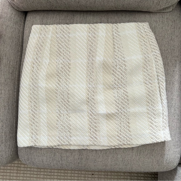 H&M Dresses & Skirts - H&M white and beige skirt